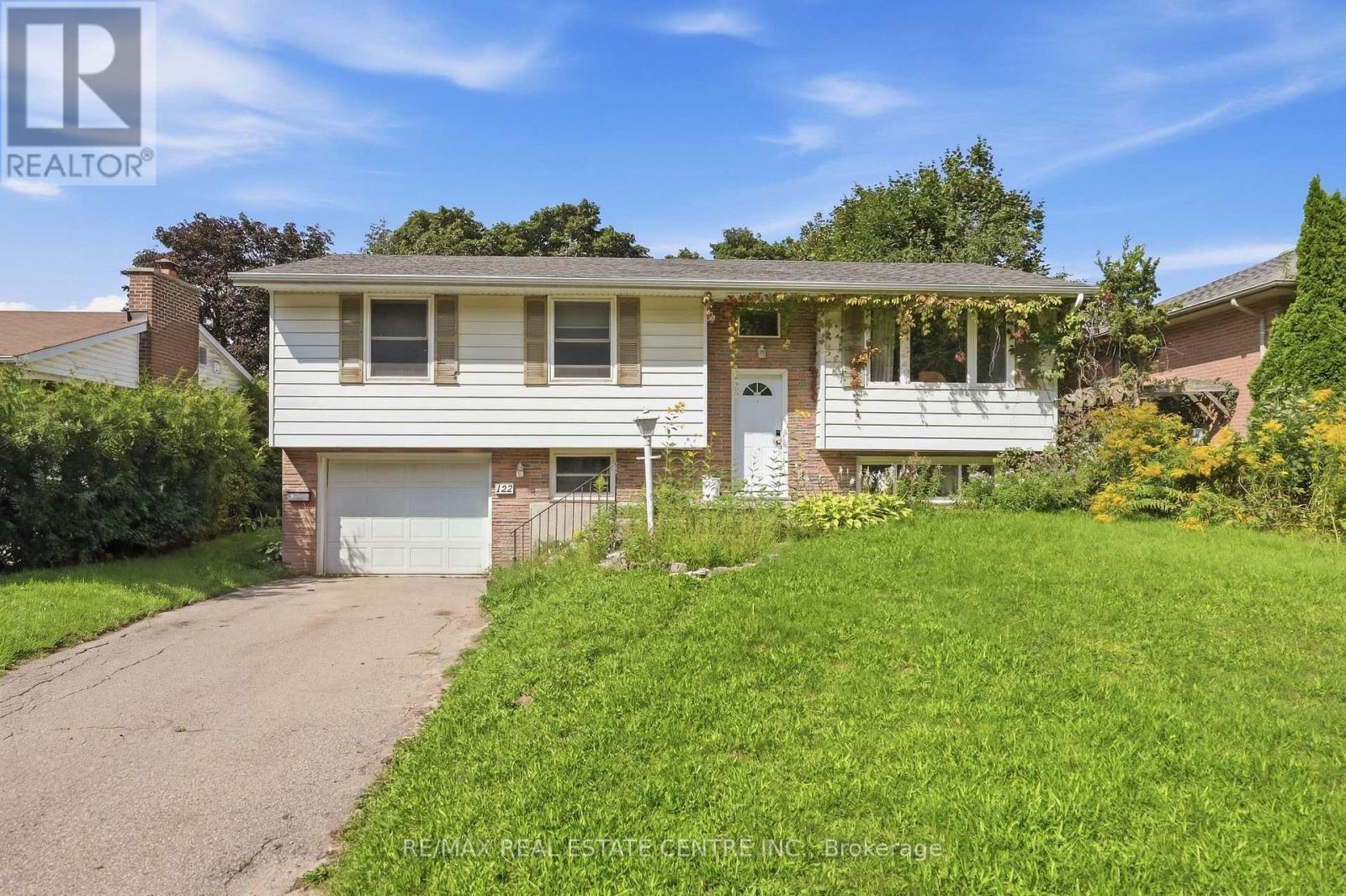 MLS® listing #30290051 for sale located at 122 GREENBRIER DRIVE