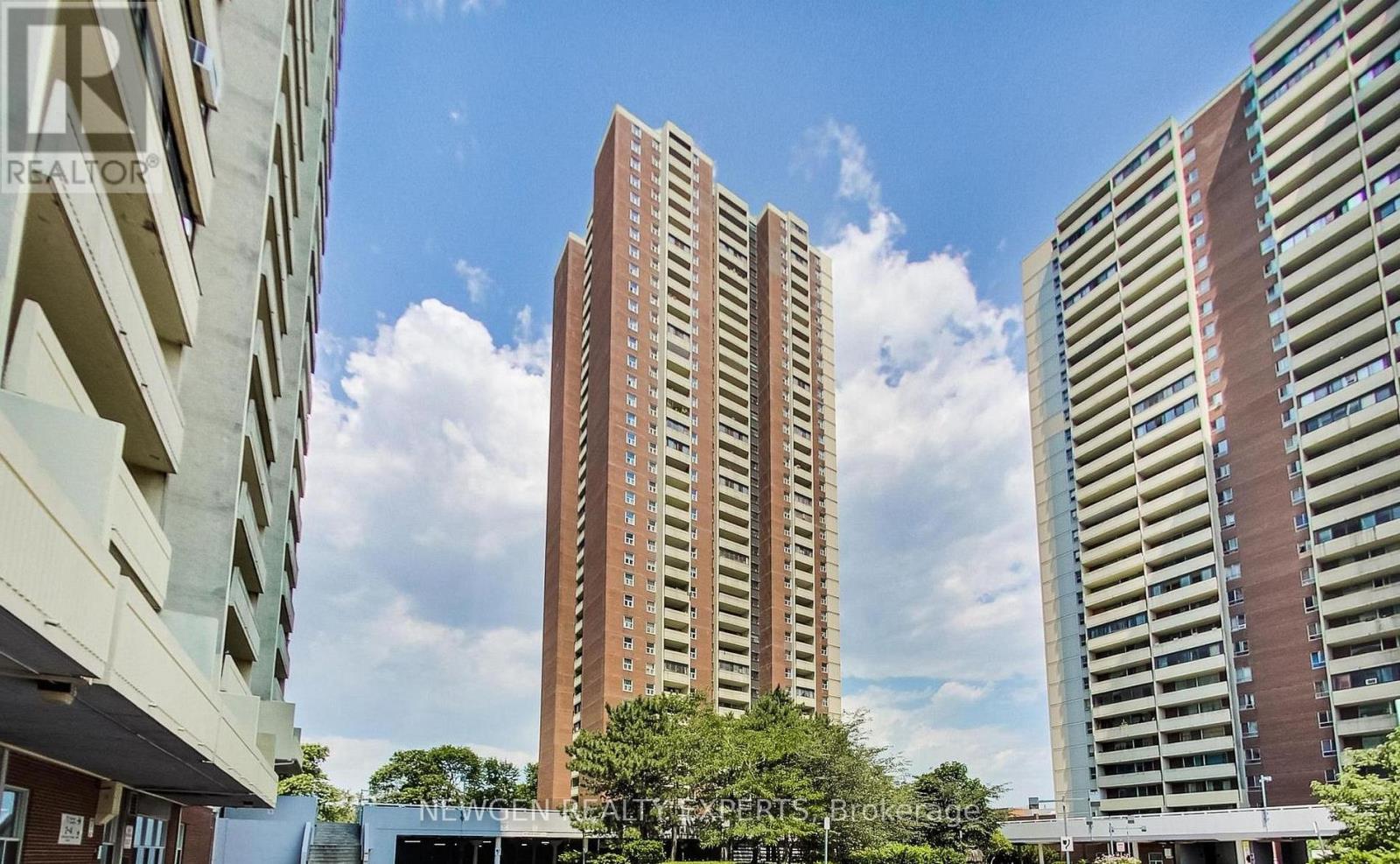 MLS® listing #30290956 for sale located at 502 - 3 MASSEY SQUARE