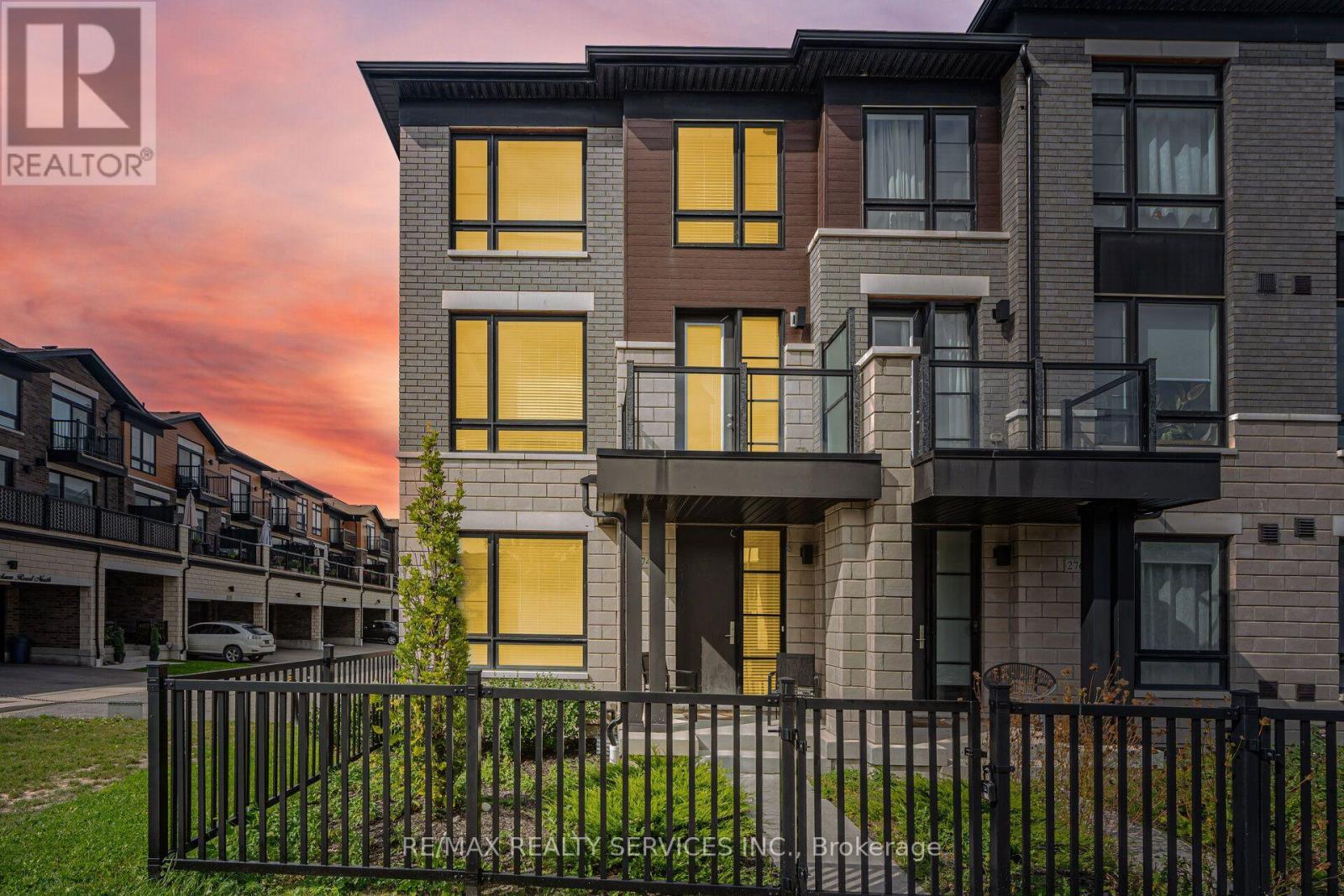 MLS® listing #30290958 for sale located at 274 CARNWITH DRIVE E