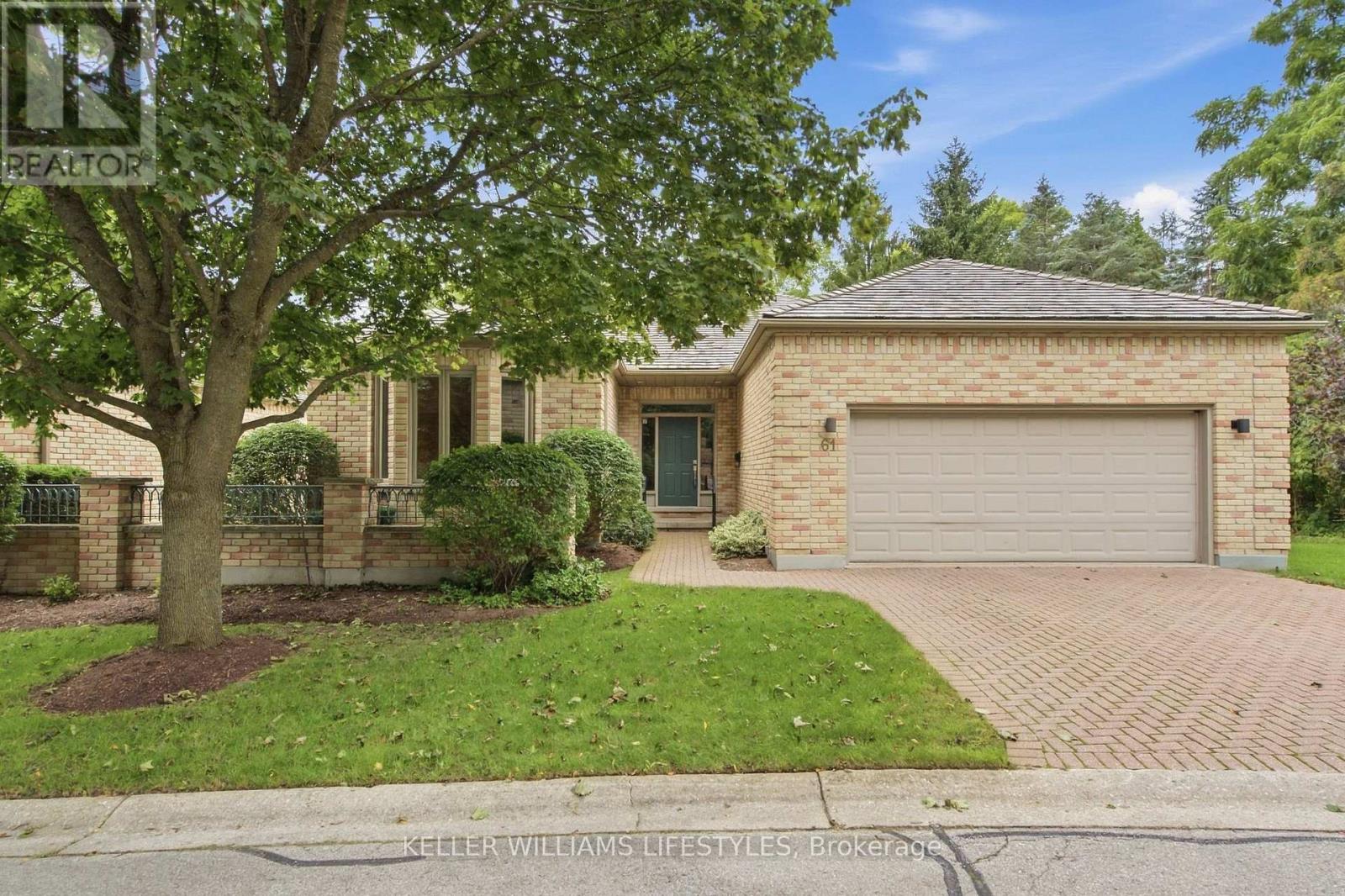 MLS® listing #30290989 for sale located at 61 - 1040 RIVERSIDE DRIVE
