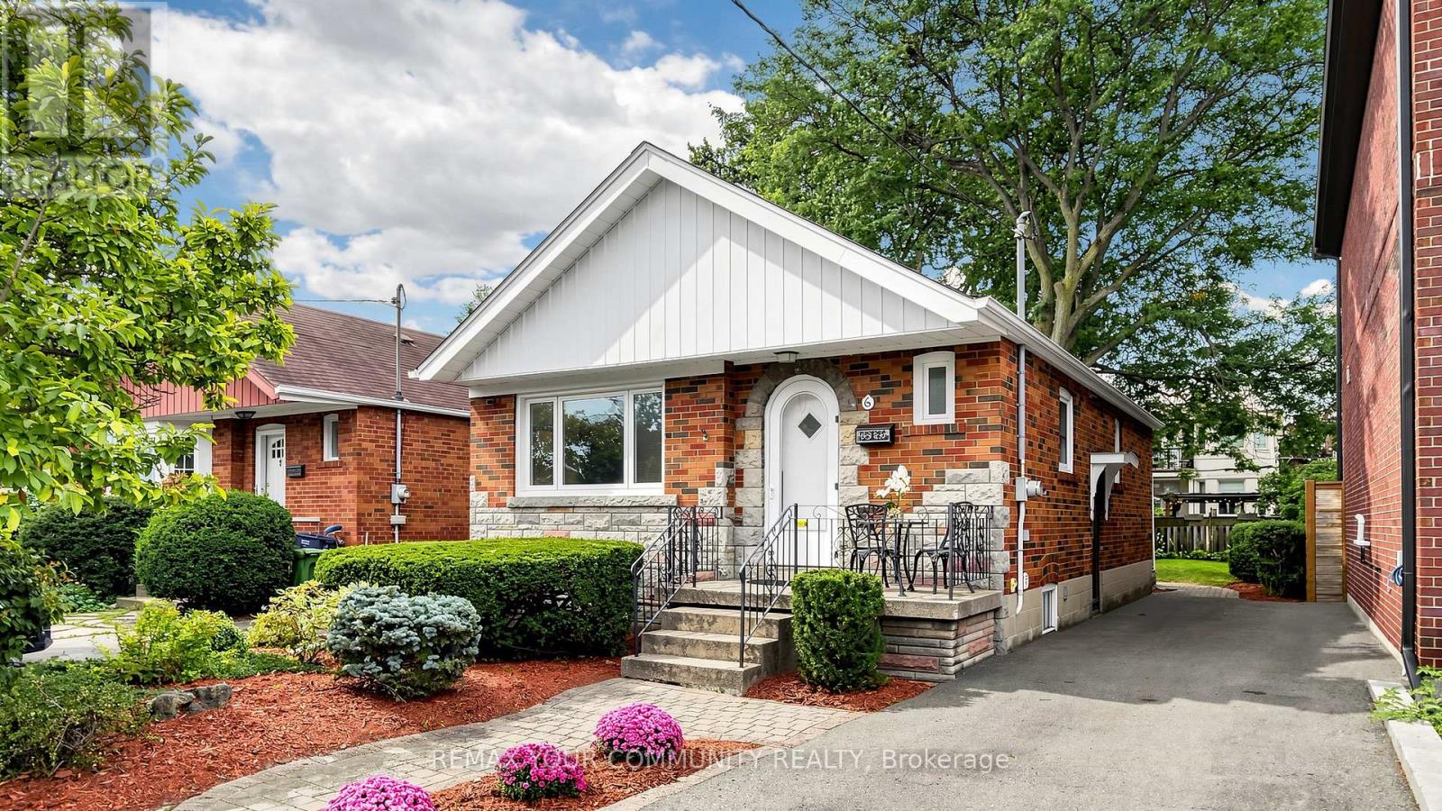 MLS® listing #30290993 for sale located at 6 ATHLONE ROAD