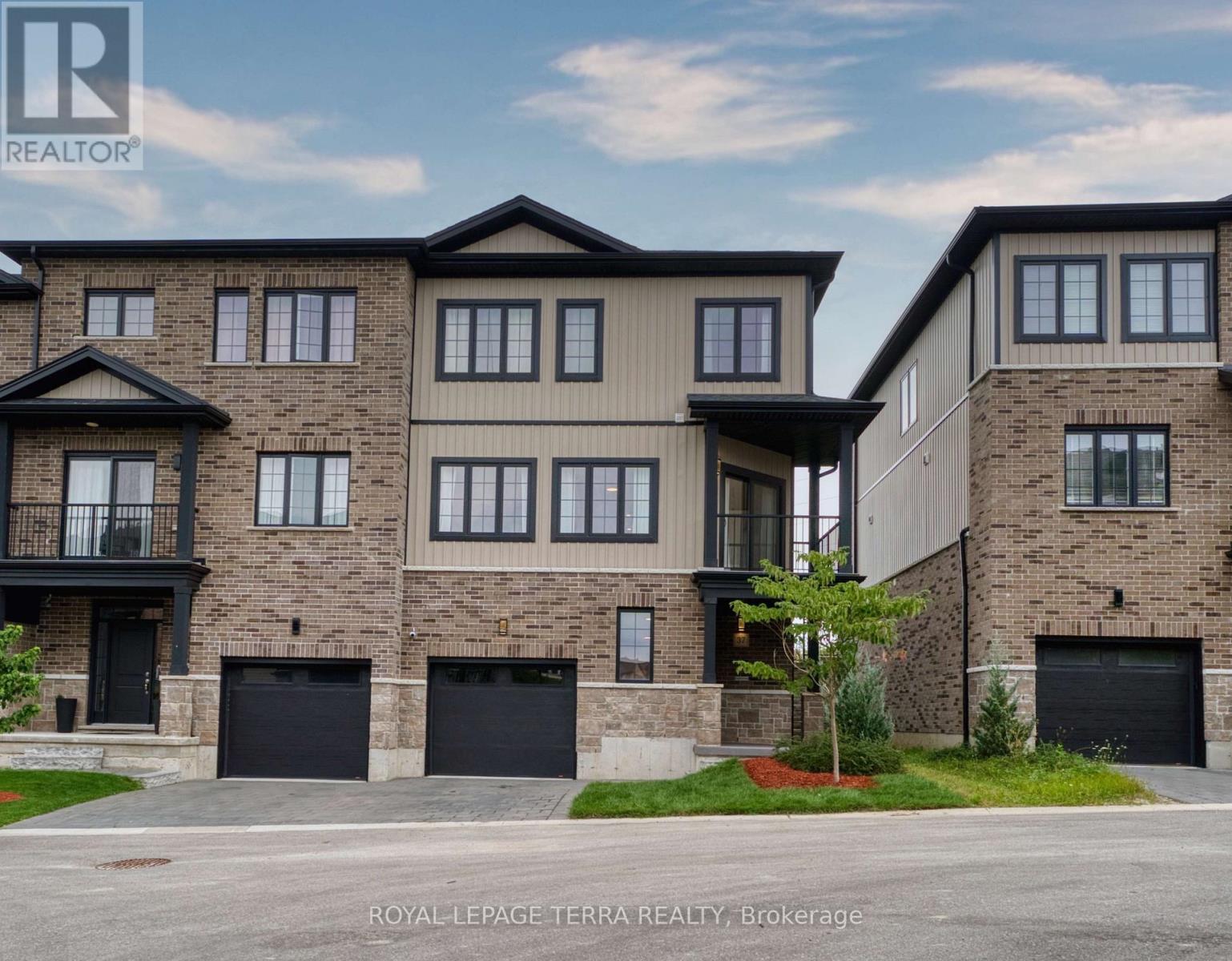 MLS® listing #30291008 for sale located at 37 - 2610 KETTERING PLACE