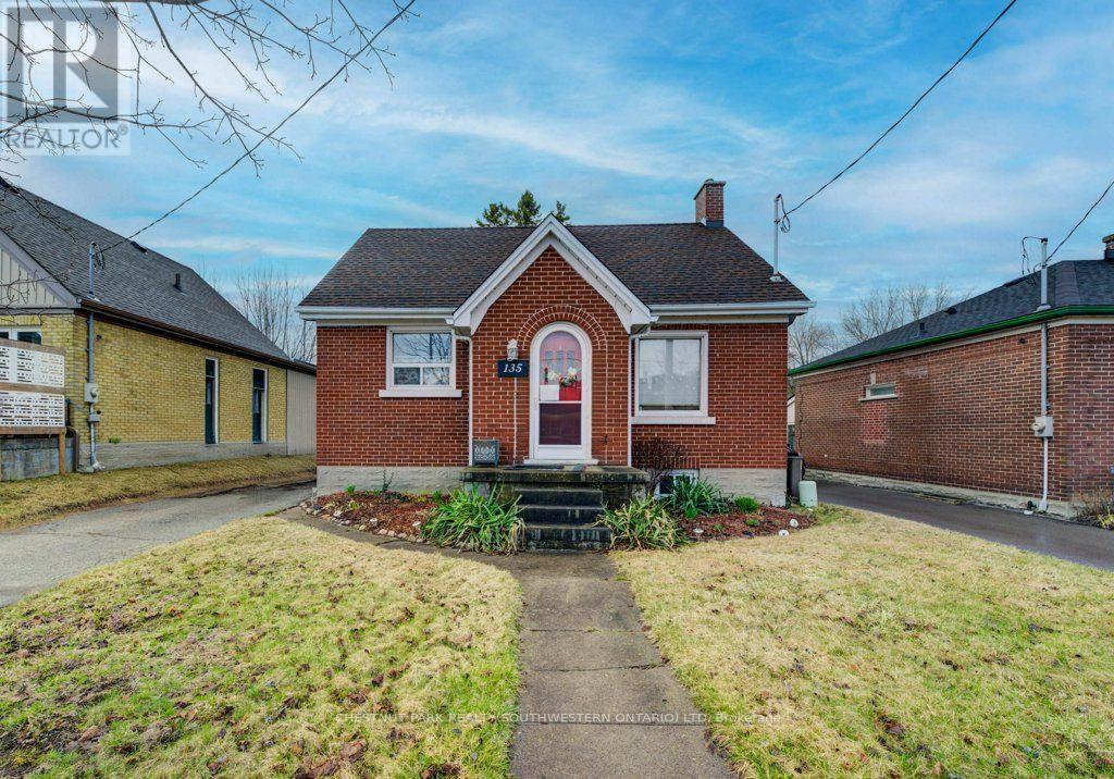 MLS® listing #30292022 for sale located at 135 STIRLING AVENUE