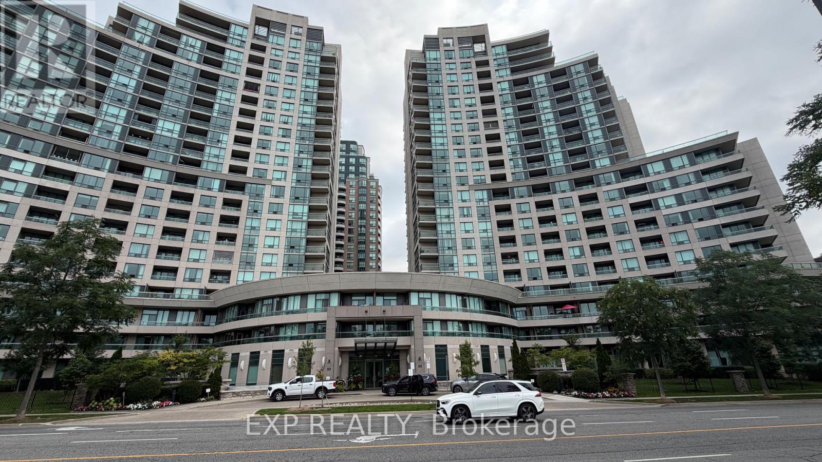 MLS® listing #30292168 for sale located at 218 - 503 BEECROFT ROAD