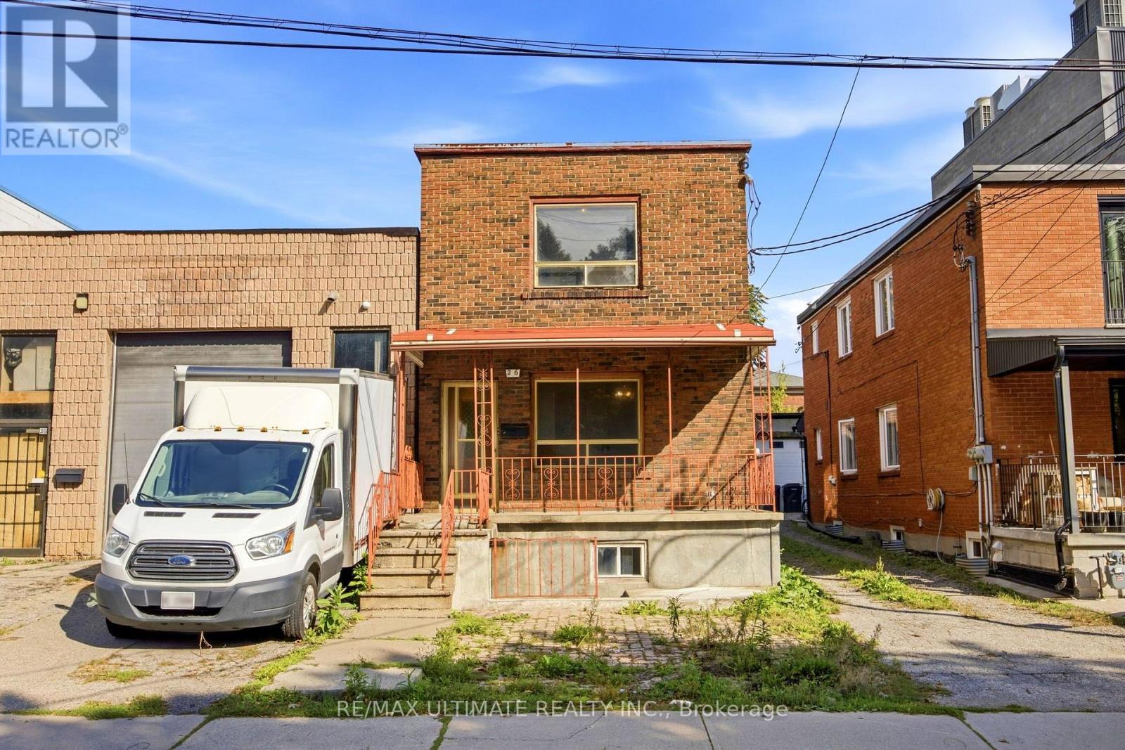 MLS® listing #30292457 for sale located at 26 GEARY AVENUE