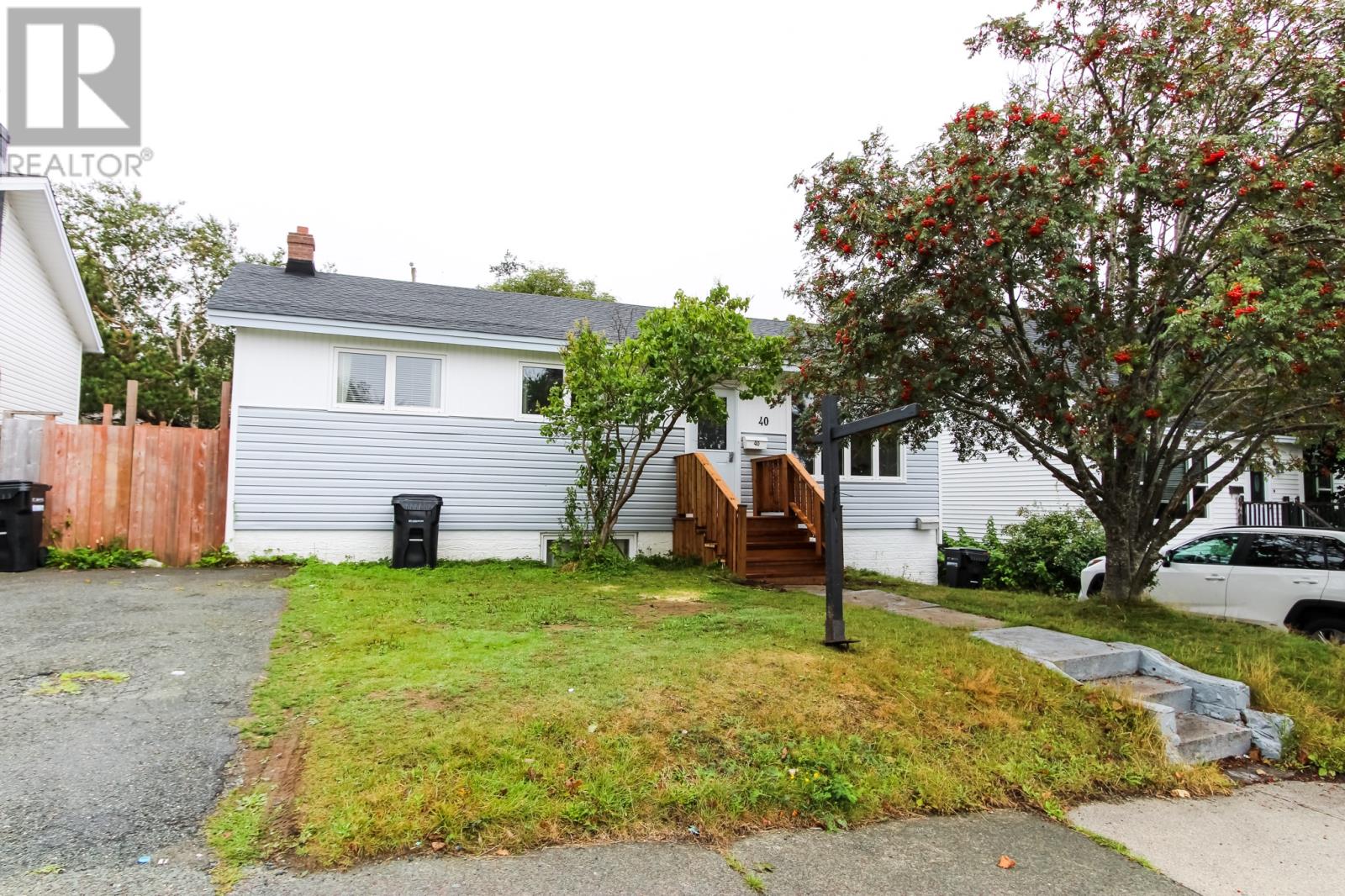 MLS® listing #30292497 for sale located at 40 Diana Road