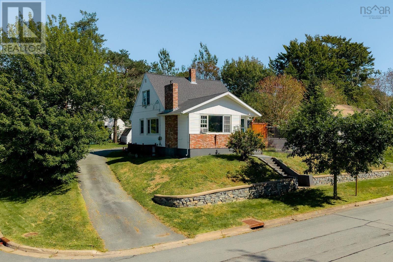 MLS® listing #30294474 for sale located at 23 Valleyfield Road