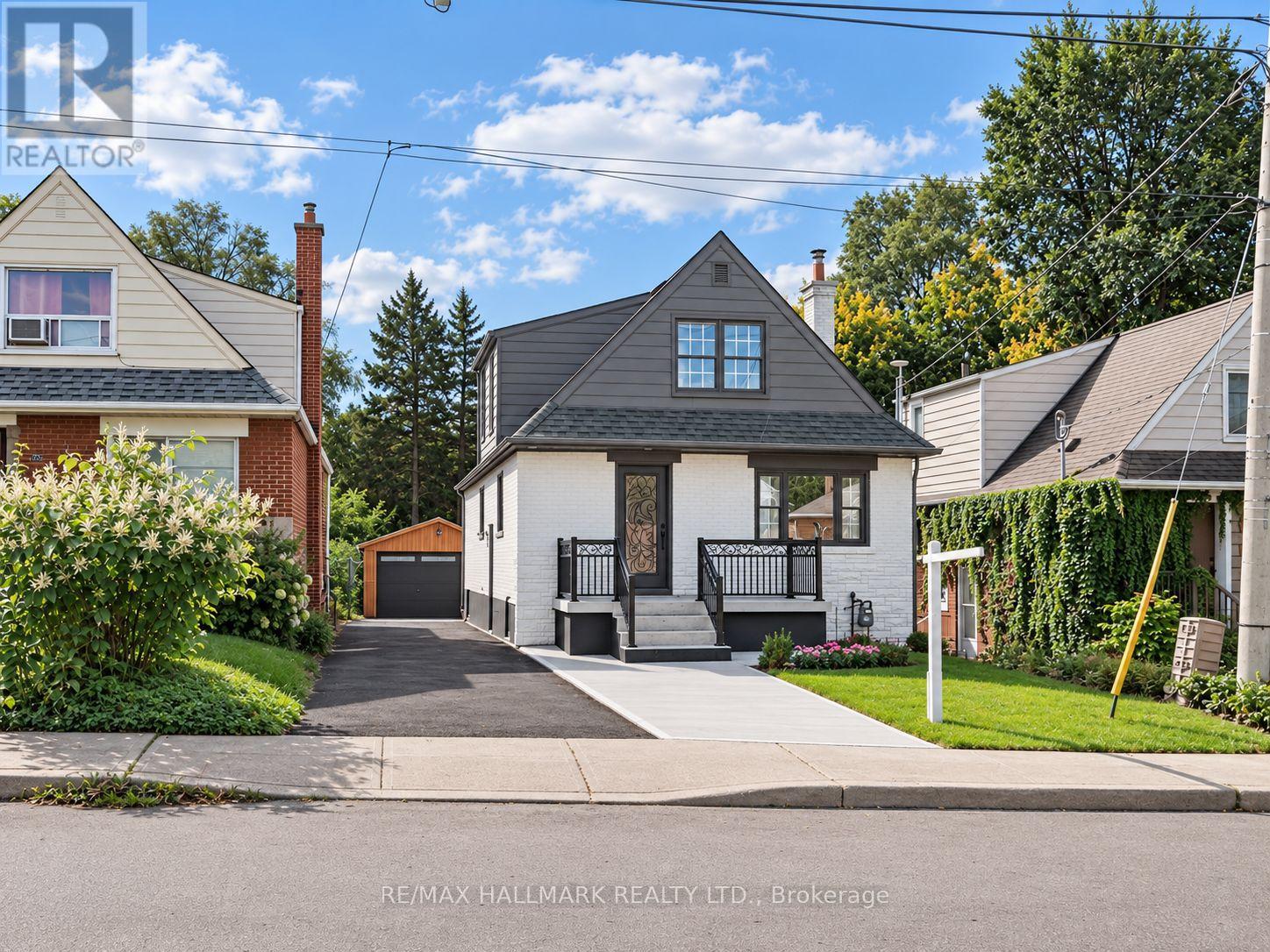 MLS® listing #30295256 for sale located at 109 GLENCREST BOULEVARD