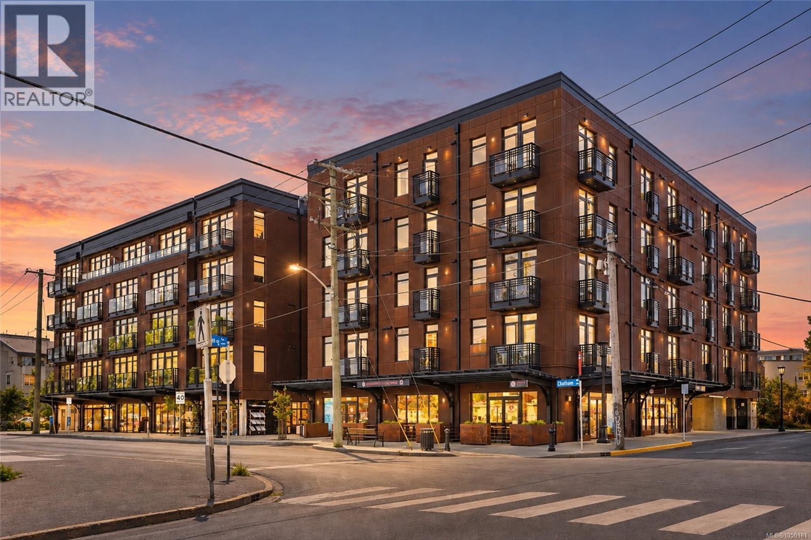 MLS® listing #30297424 for sale located at 305 515 Chatham St