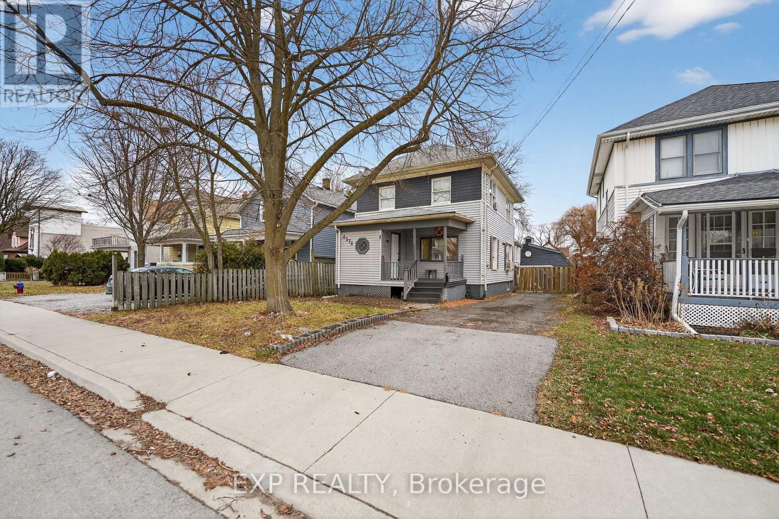MLS® listing #30298047 for sale located at 4576 FOURTH AVENUE