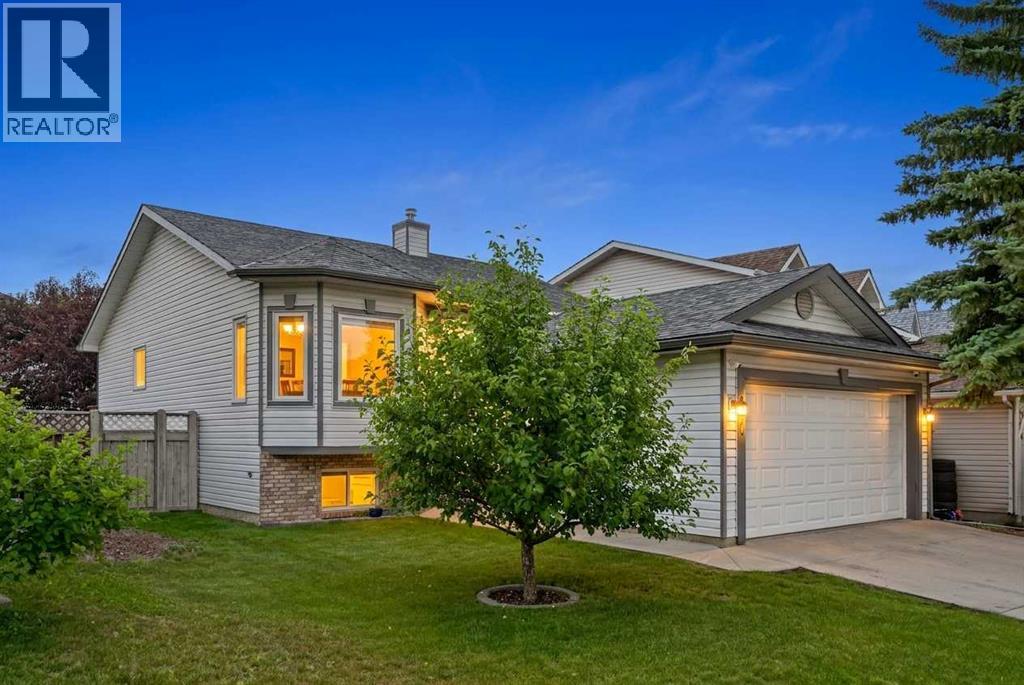 MLS® listing #30301205 for sale located at 940 Coventry Drive NE