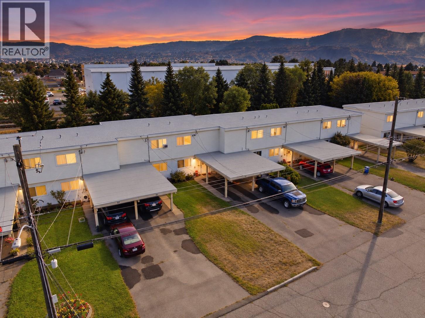 MLS® listing #30301526 for sale located at 700 Collingwood Drive Unit# 32