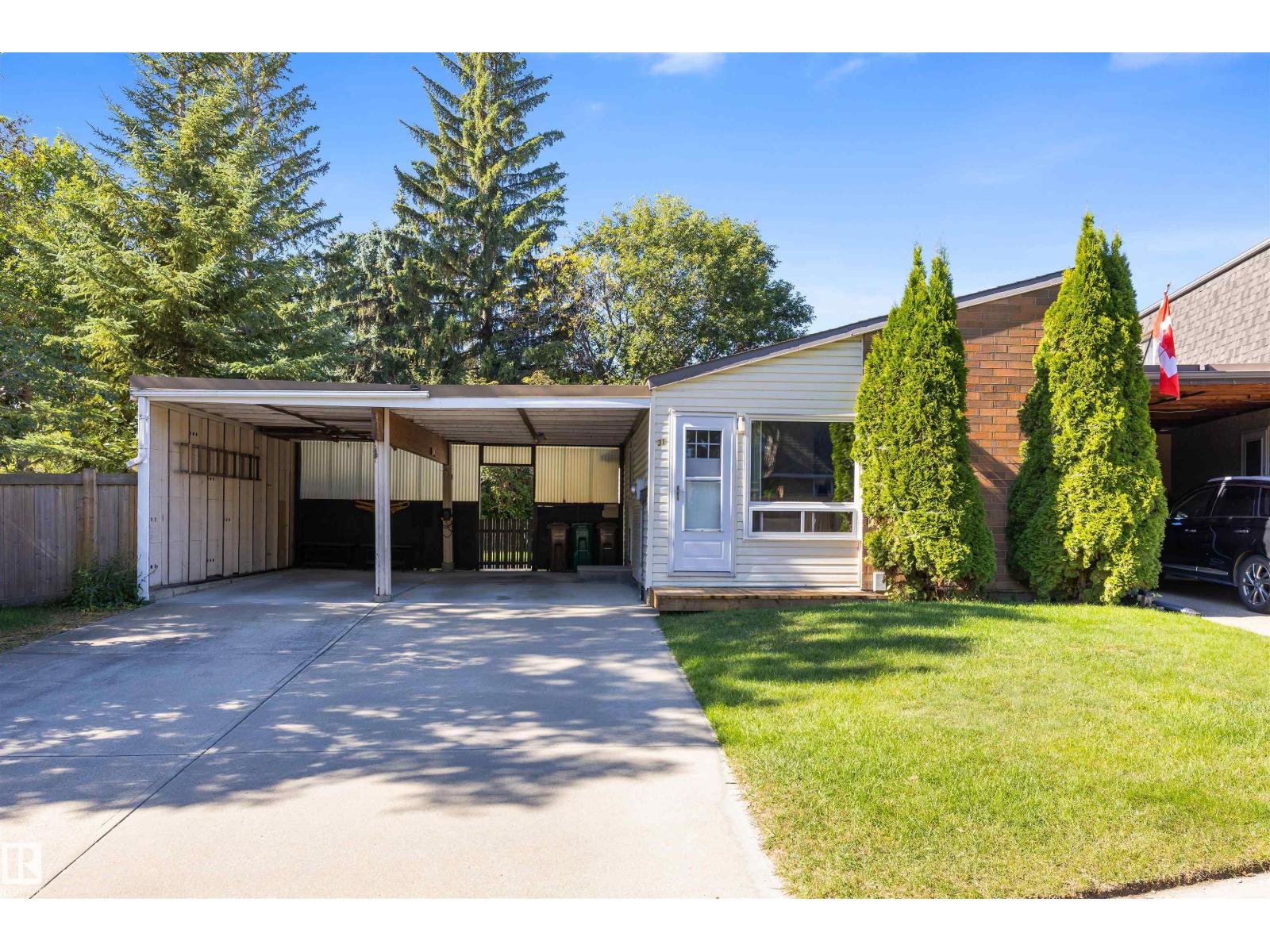 MLS® listing #30302804 for sale located at 31 GREENFIELD ES