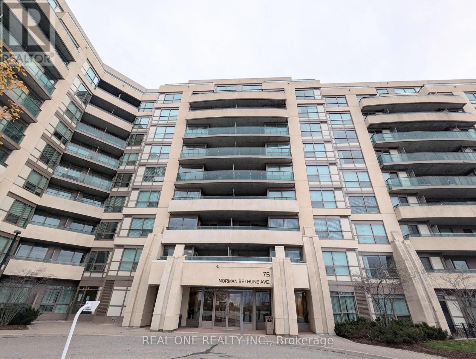 MLS® listing #30303891 for sale located at 621 - 75 NORMAN BETHUNE AVENUE