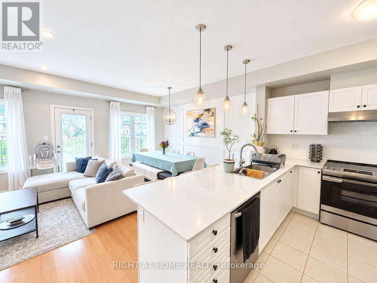 MLS® listing #30303907 for sale located at 40-03 - 2420 BARONWOOD DRIVE