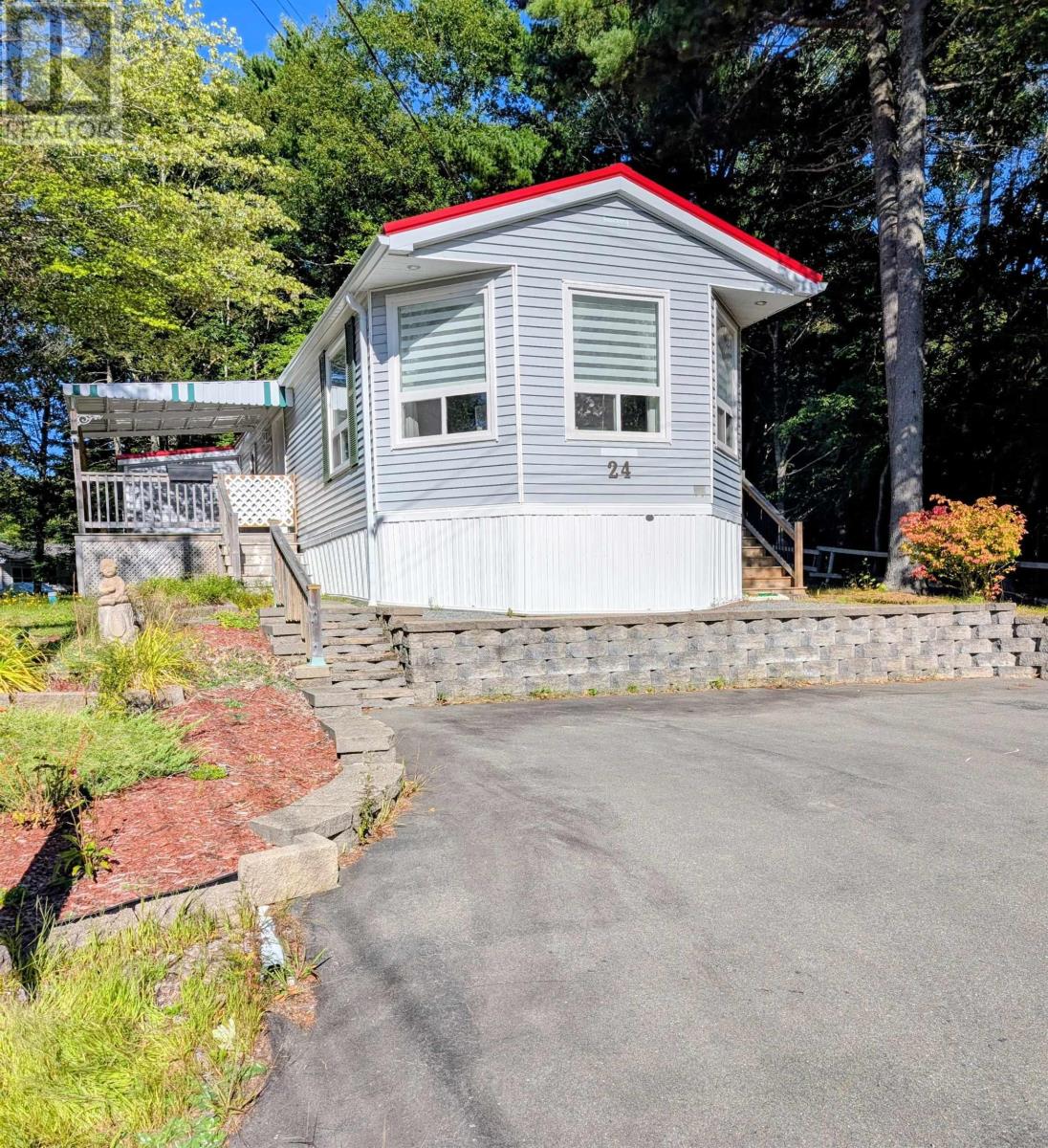 MLS® listing #30303915 for sale located at 24 Autumn Street