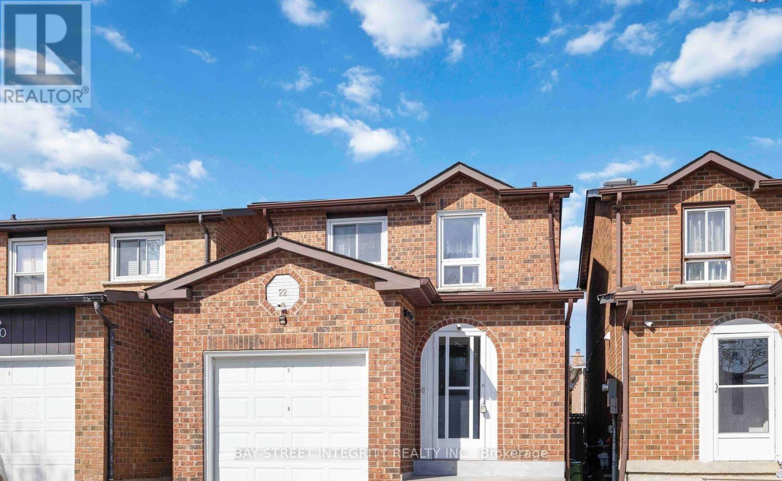 MLS® listing #30304025 for sale located at 22 DUNBAR CRESCENT