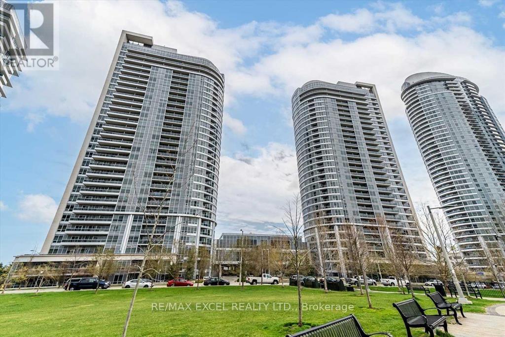MLS® listing #30304053 for sale located at 1806 - 151 VILLAGE GREEN SQUARE