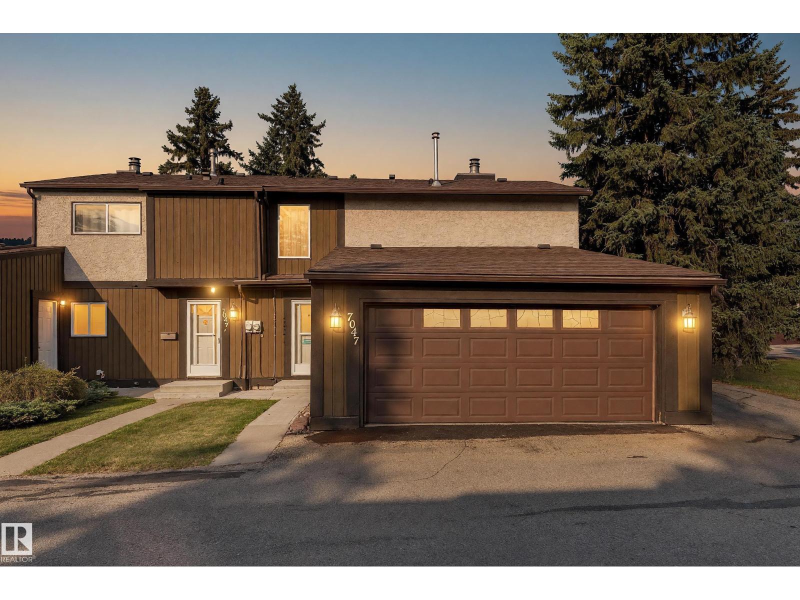 MLS® listing #30304077 for sale located at 7047 32 AV NW