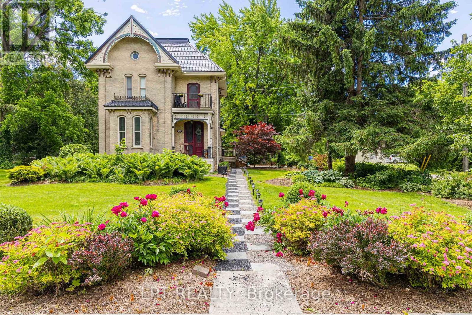 MLS® listing #30304109 for sale located at 283 HASTINGS STREET
