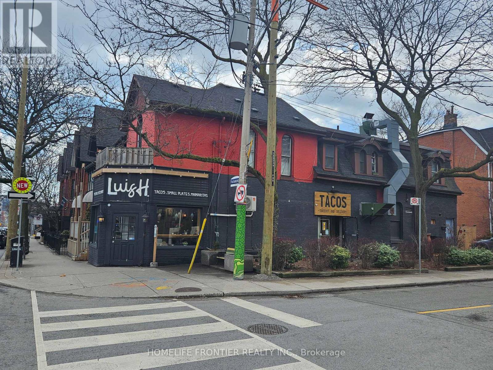 MLS® listing #30304125 for sale located at 556 PARLIAMENT STREET