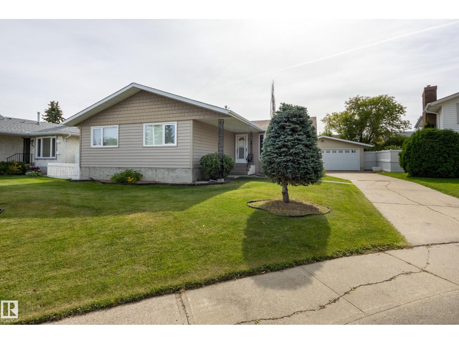 MLS® listing #30304475 for sale located at 3421 135A AV NW