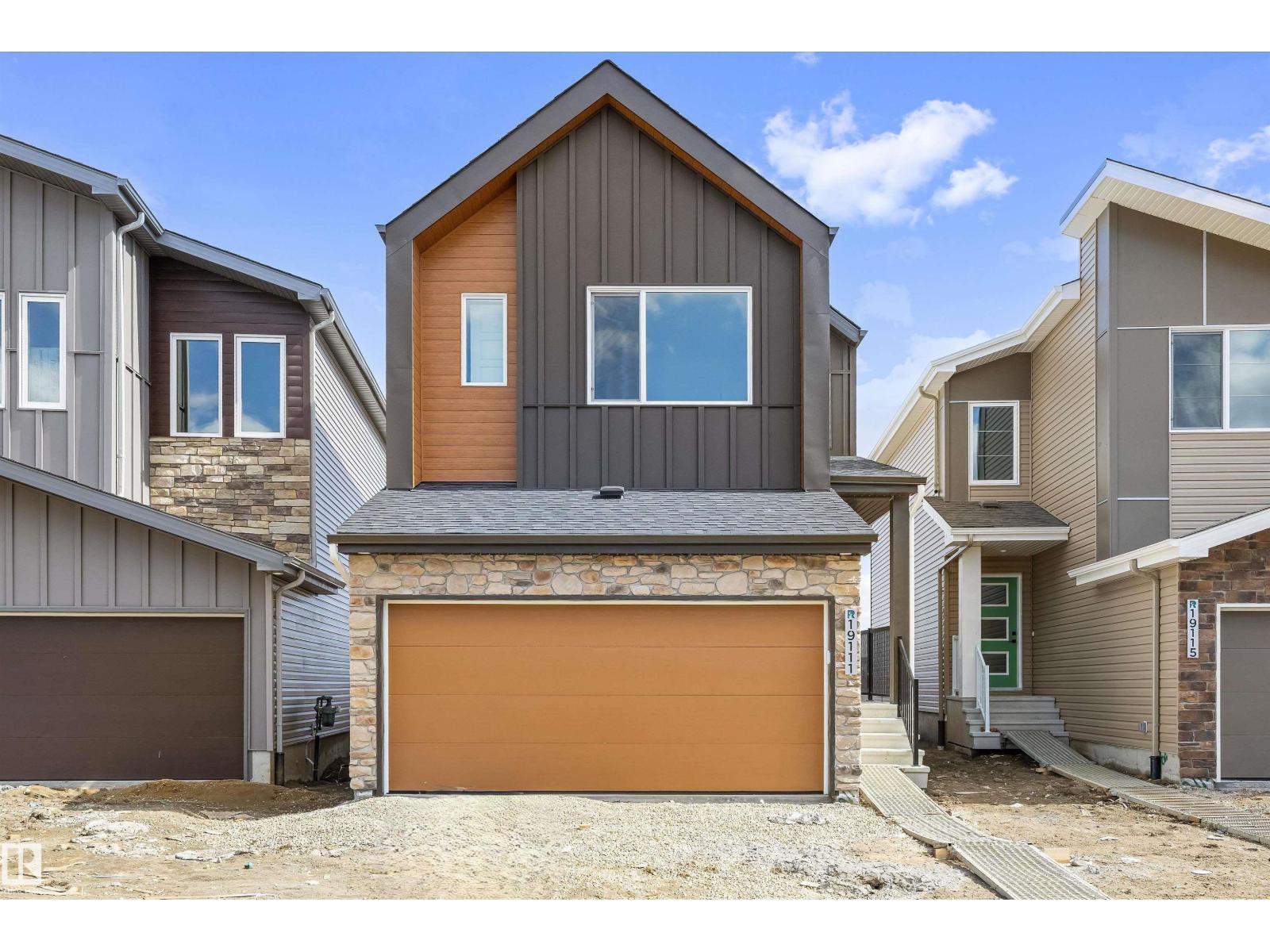 MLS® listing #30304553 for sale located at 19111 20 AV NW