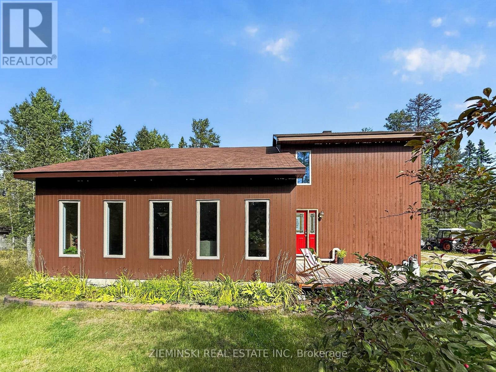 MLS® listing #30305618 for sale located at 810 LAFOREST ROAD
