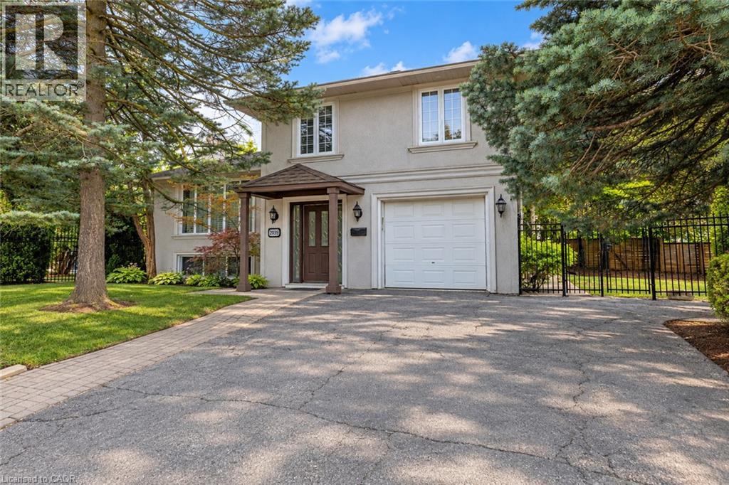 MLS® listing #30305726 for sale located at 2039 WAKELY Street