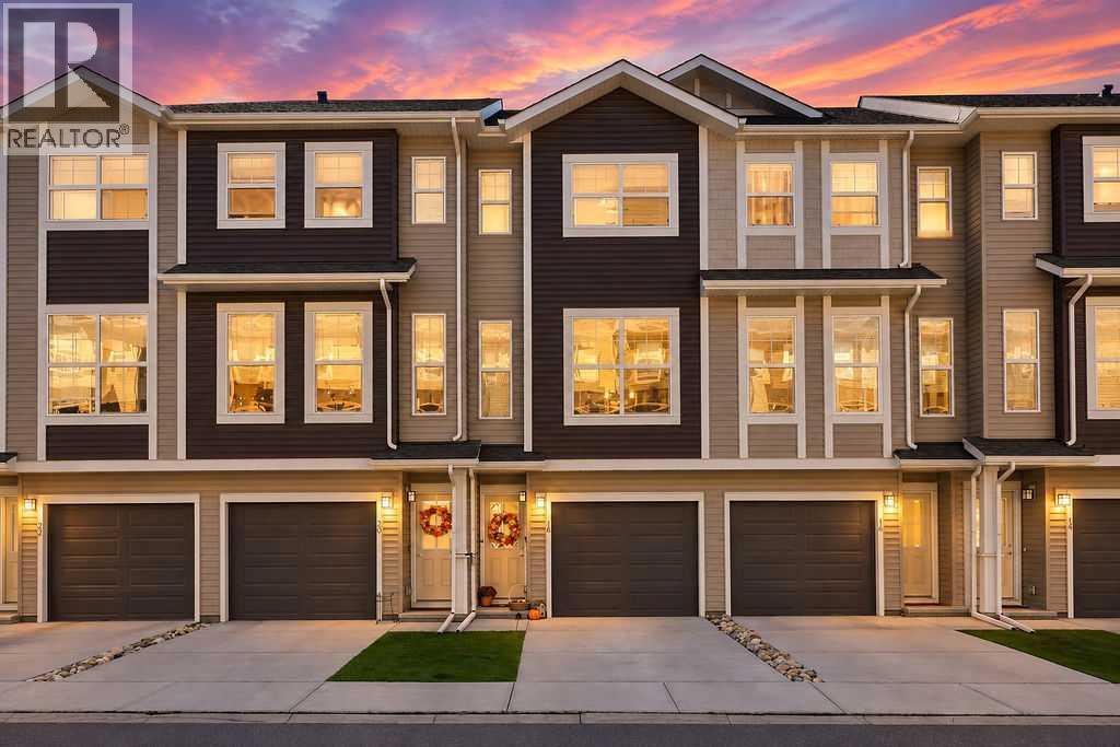 MLS® listing #30305808 for sale located at 18 Legacy Path SE