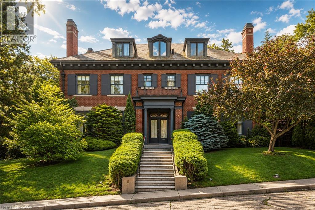 MLS® listing #30306135 for sale located at 5 UNDERCLIFFE Avenue