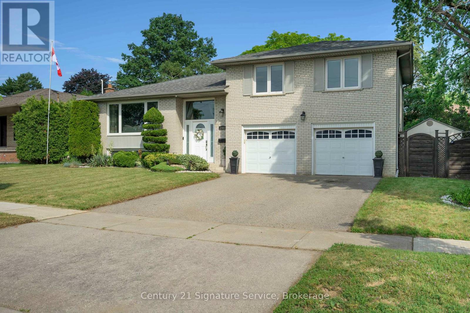MLS® listing #30306421 for sale located at 1563 BRENTANO BOULEVARD