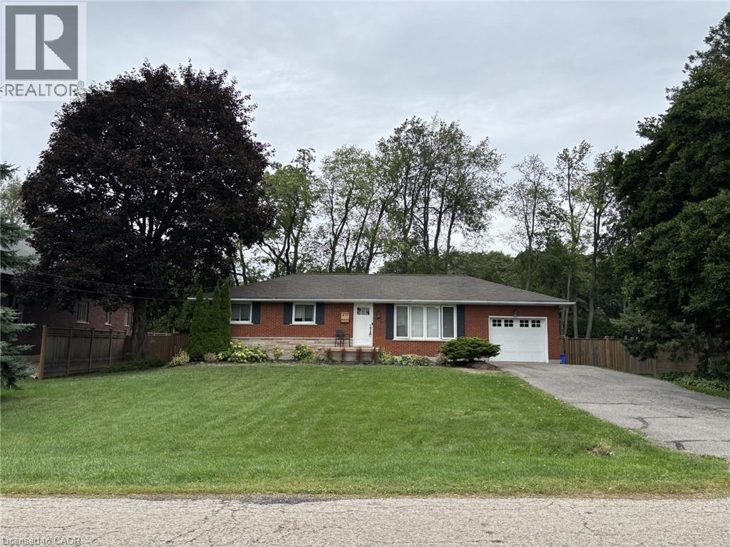 MLS® listing #30306433 for sale located at 471 GRAY COURT Drive
