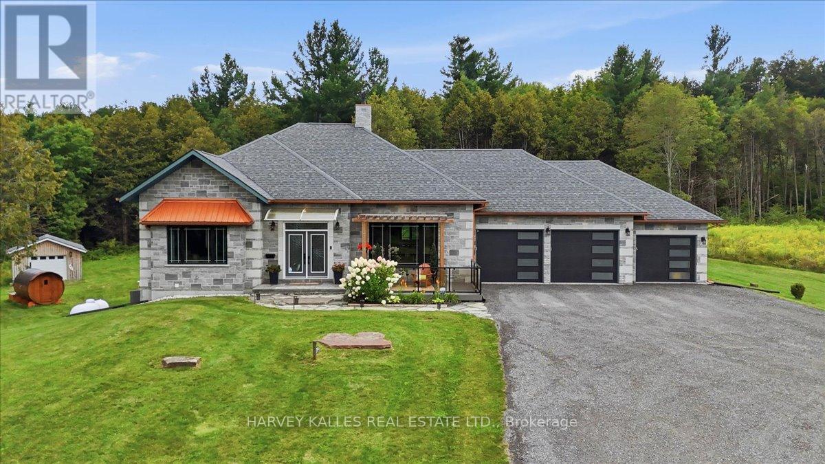 MLS® listing #30306452 for sale located at 2755 RAPIDS ROAD