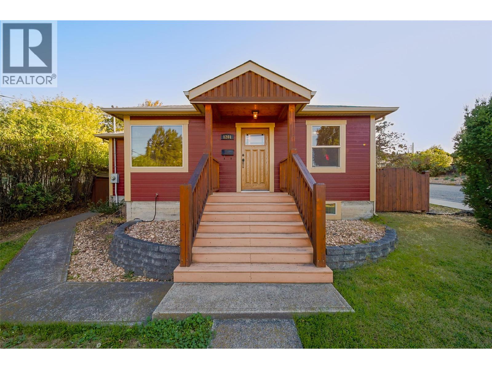 MLS® listing #30307033 for sale located at 1201 PLEASANT Street