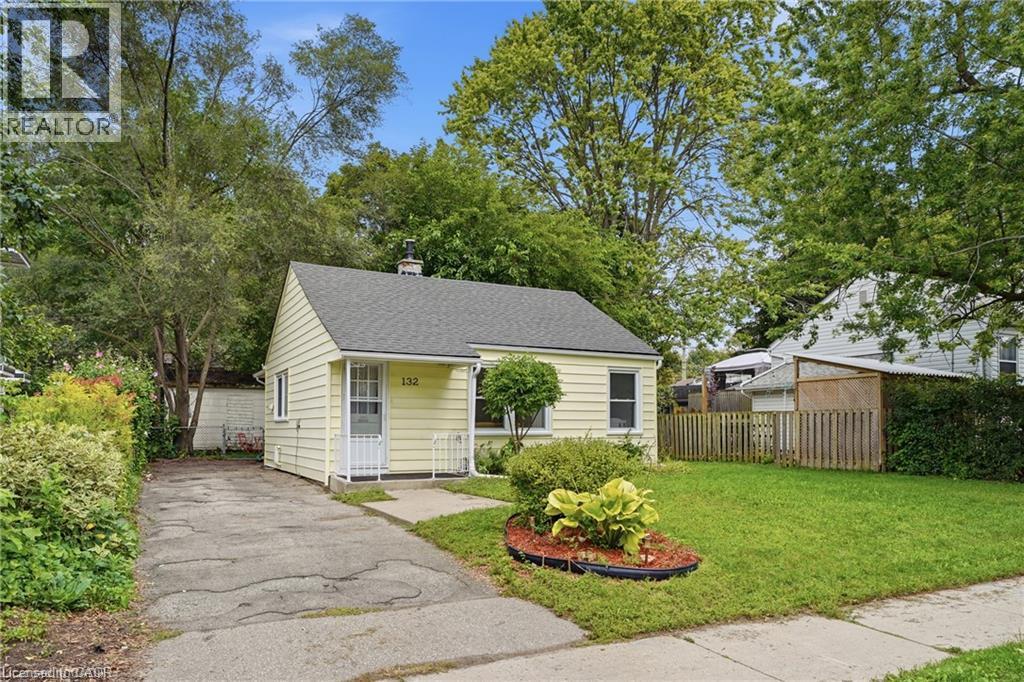 MLS® listing #30307194 for sale located at 132 SPADINA Road E