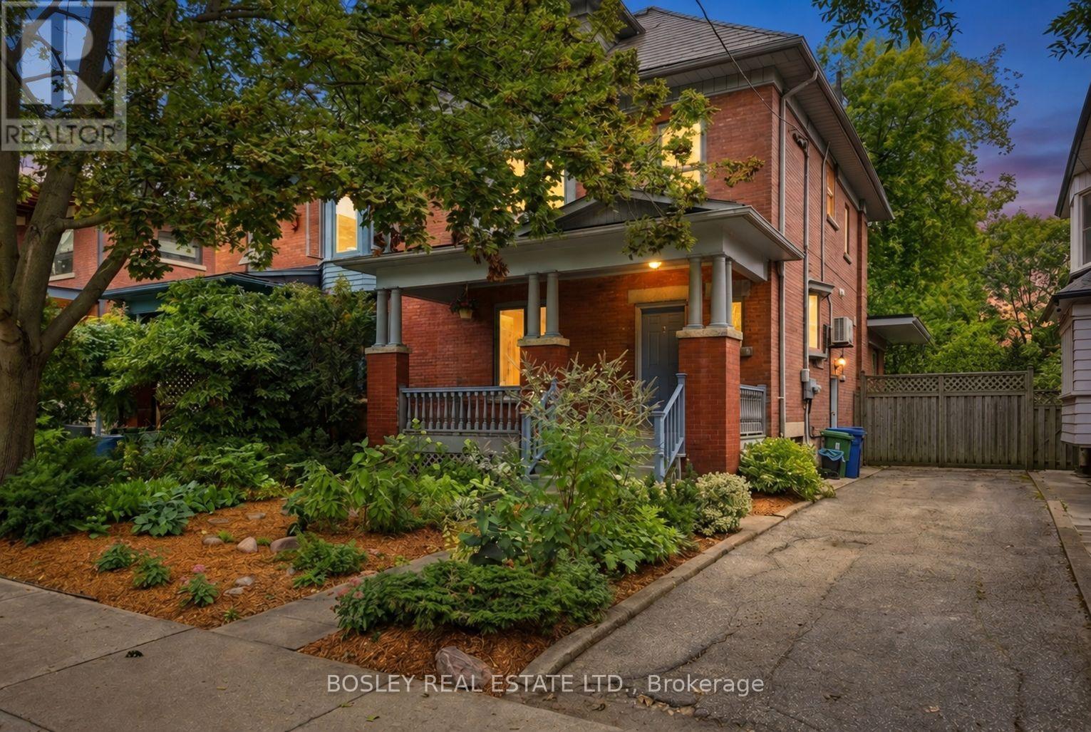 MLS® listing #30307211 for sale located at 123 HAVELOCK STREET