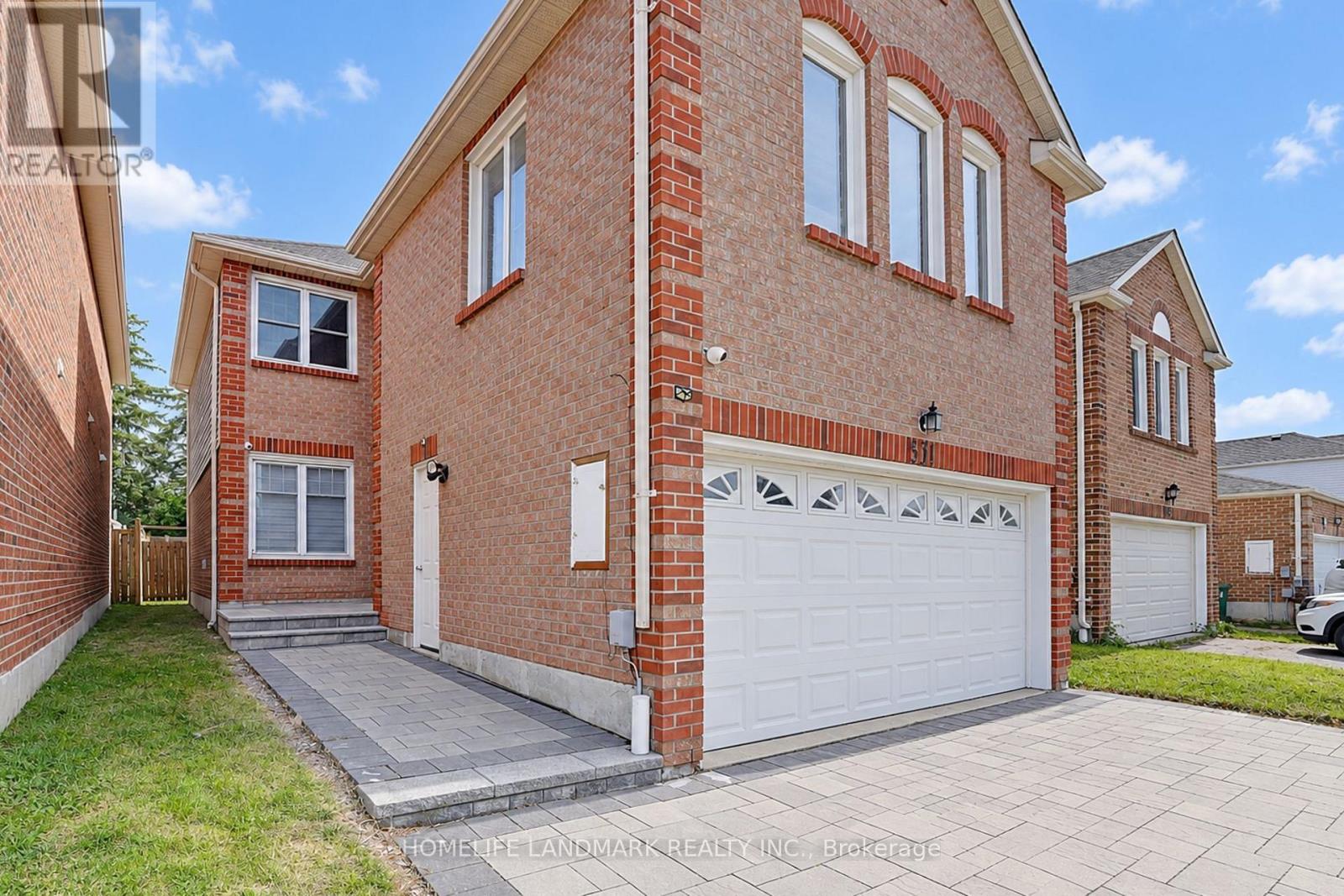 MLS® listing #30309979 for sale located at 51 NEW FOREST SQUARE