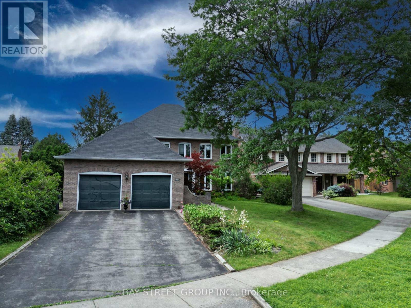 MLS® listing #30310022 for sale located at 3530 KINGBIRD COURT