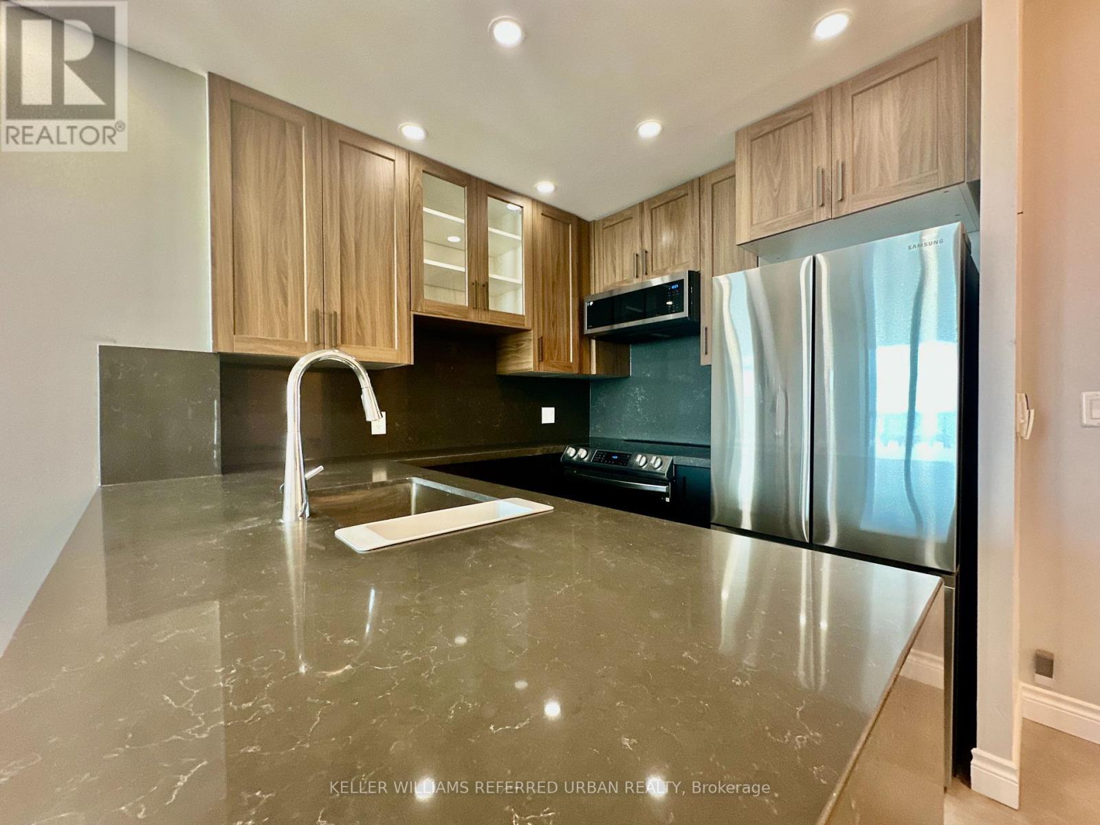 MLS® listing #30310148 for sale located at PH 3705 - 8 PARK ROAD