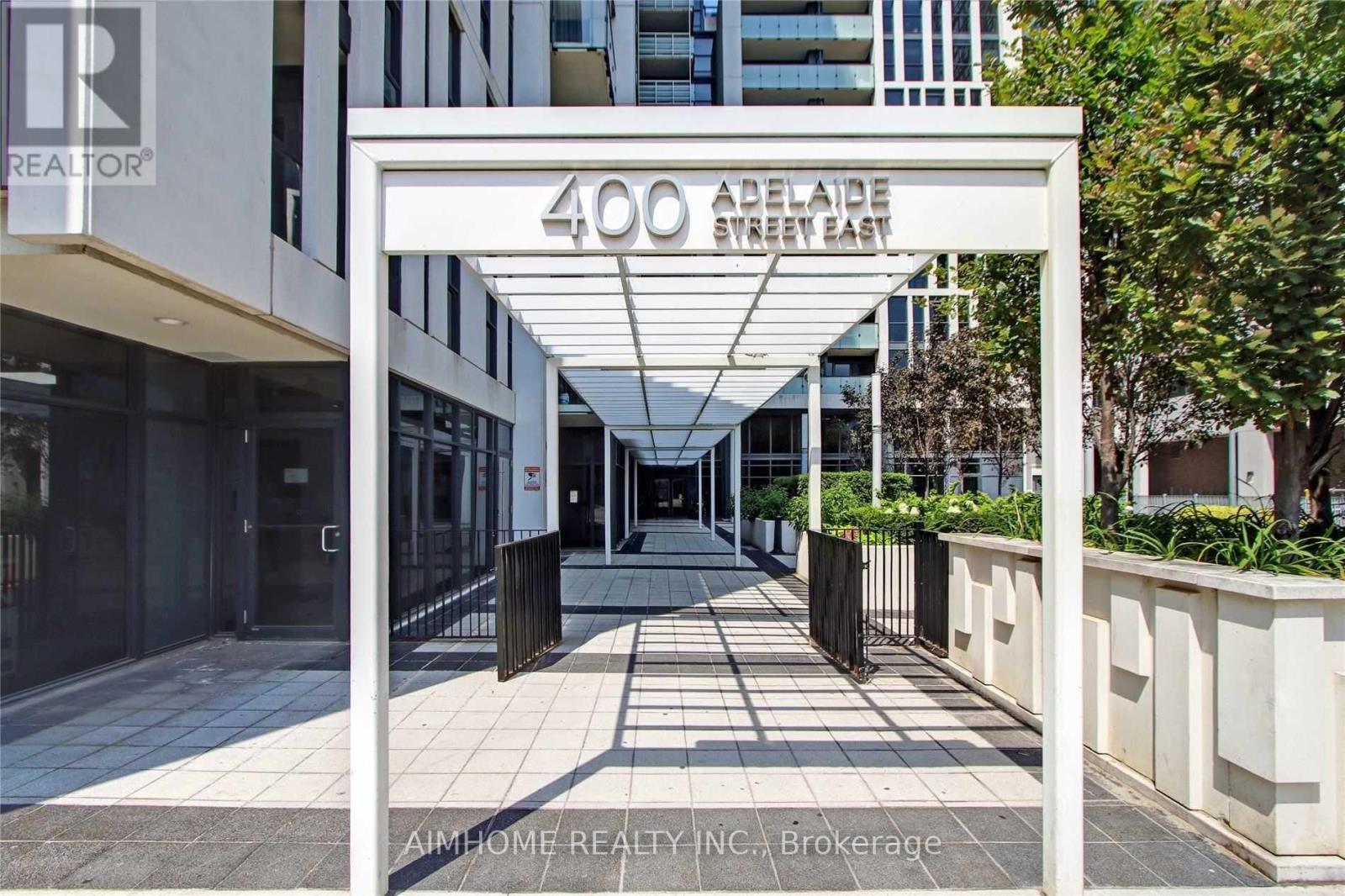 MLS® listing #30310193 for sale located at 706 - 400 ADELAIDE STREET E