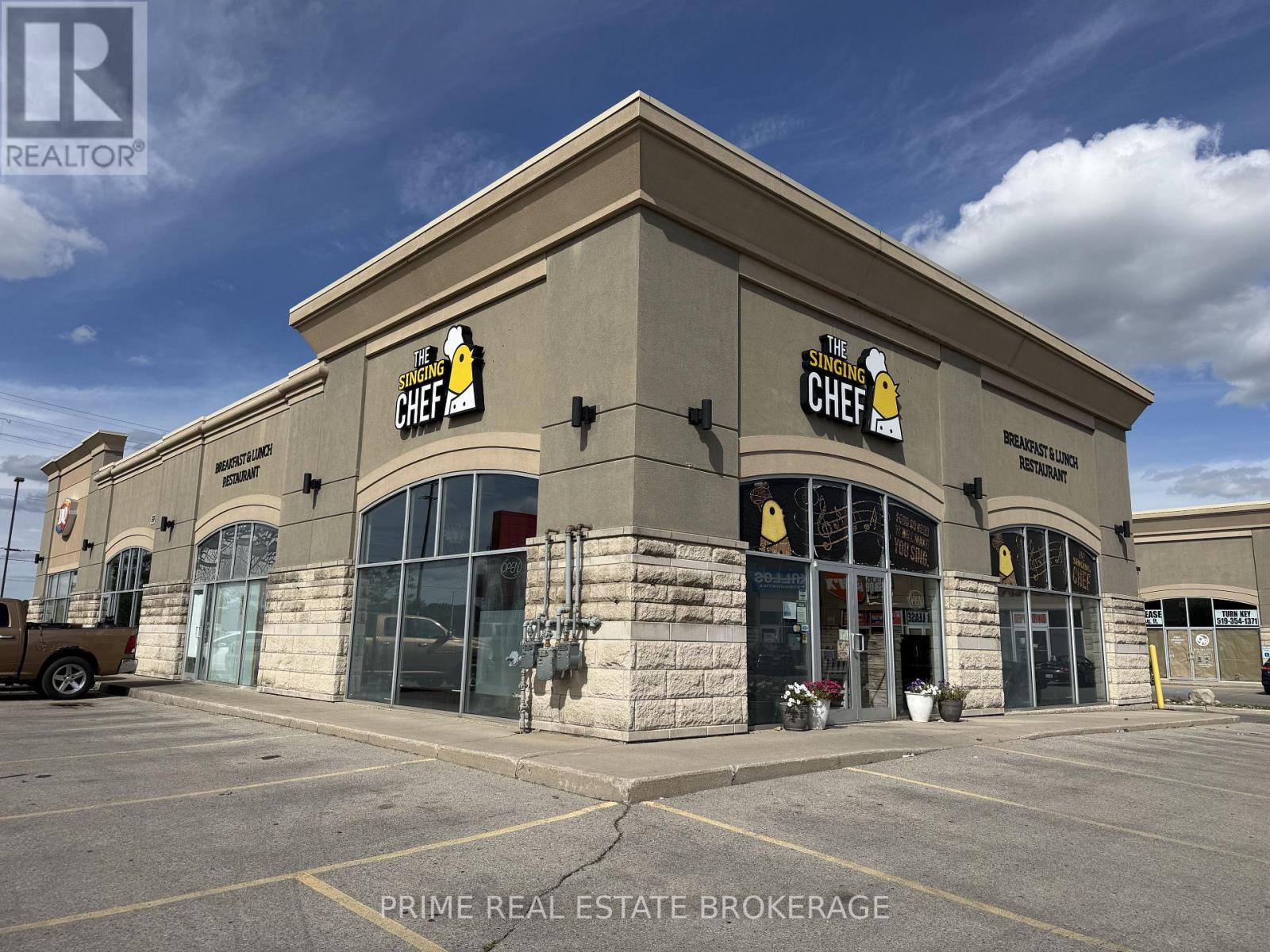 MLS® listing #30310585 for sale located at 3 - 1426 FANSHAWE PARK ROAD W