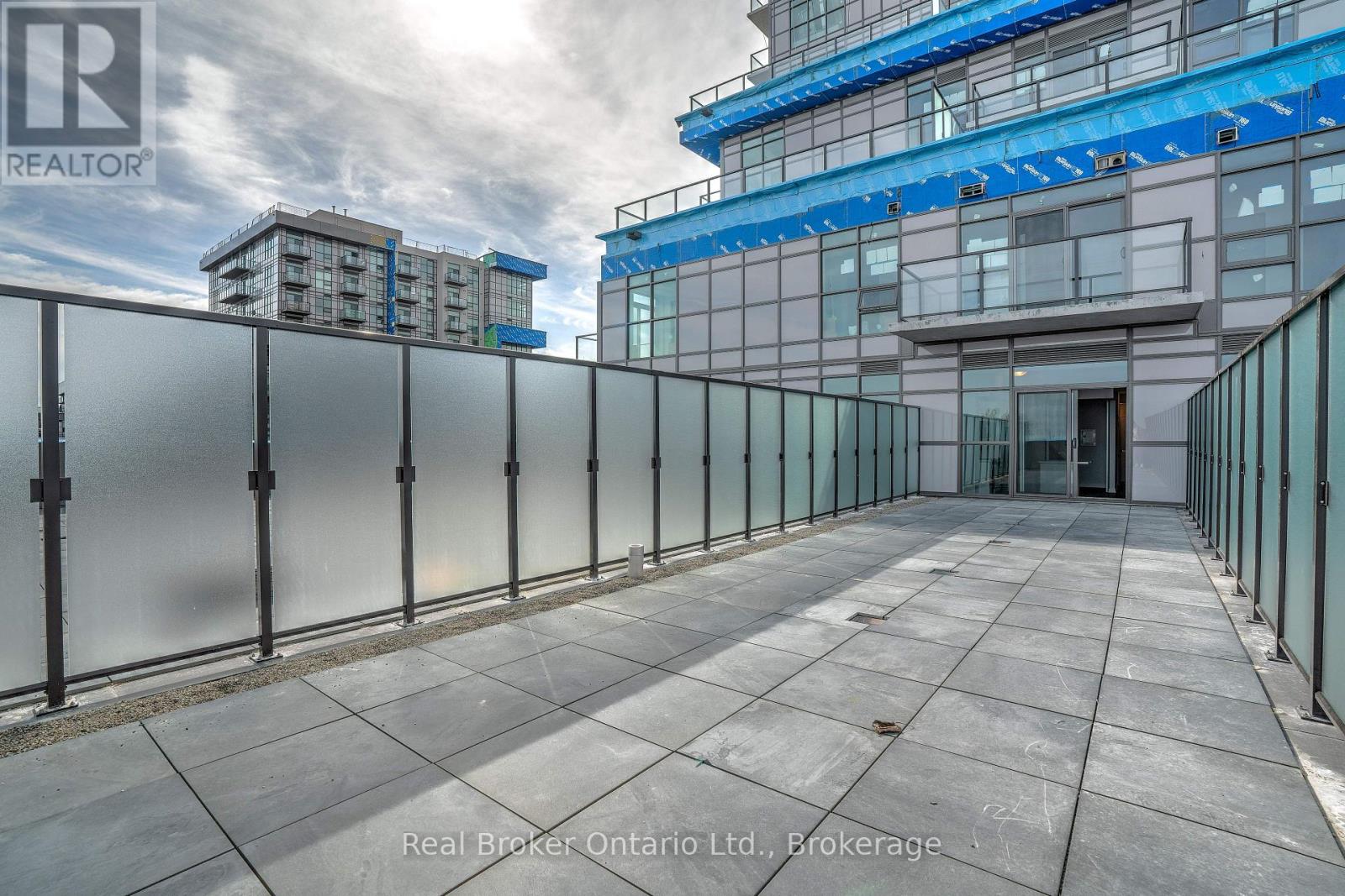 MLS® listing #30311413 for sale located at 516 - 470 DUNDAS STREET E