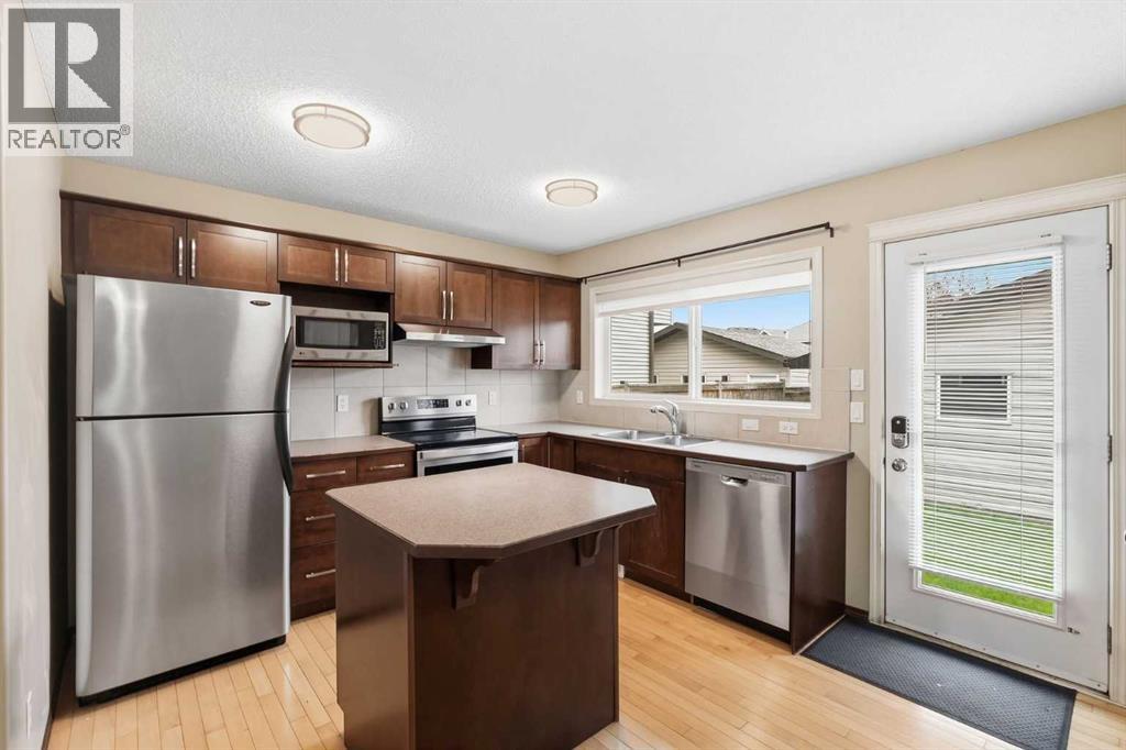 MLS® listing #30314734 for sale located at 258 Cranberry Place SE