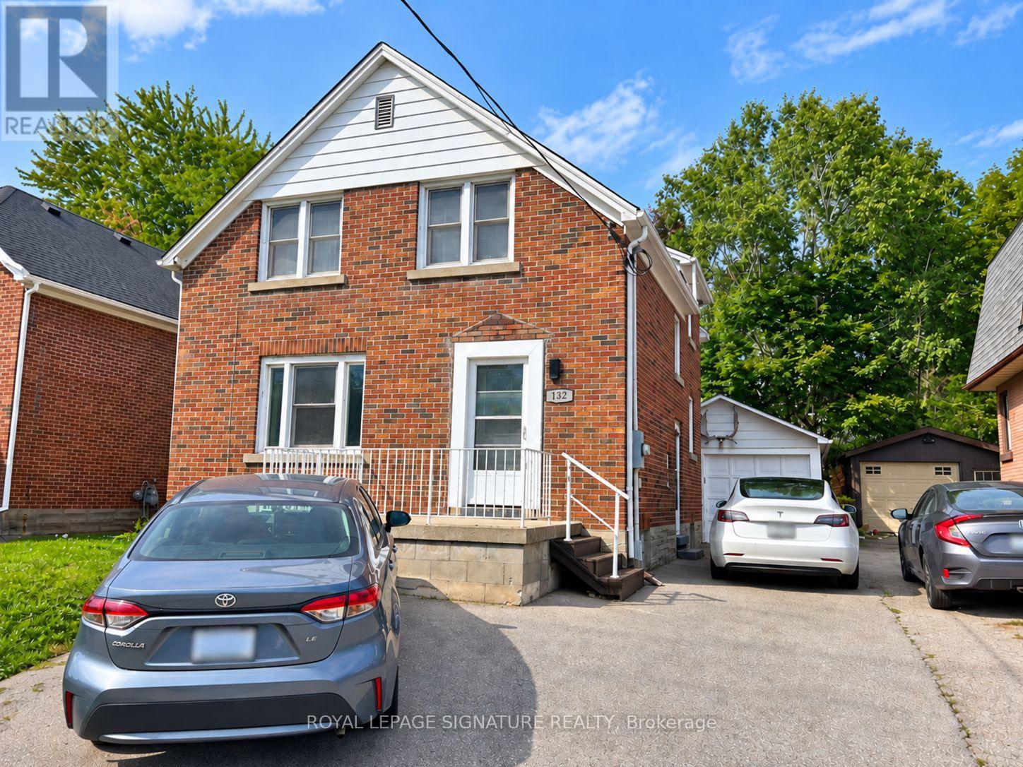 MLS® listing #30315270 for sale located at UPPER - 132 BRIDGEPORT ROAD E