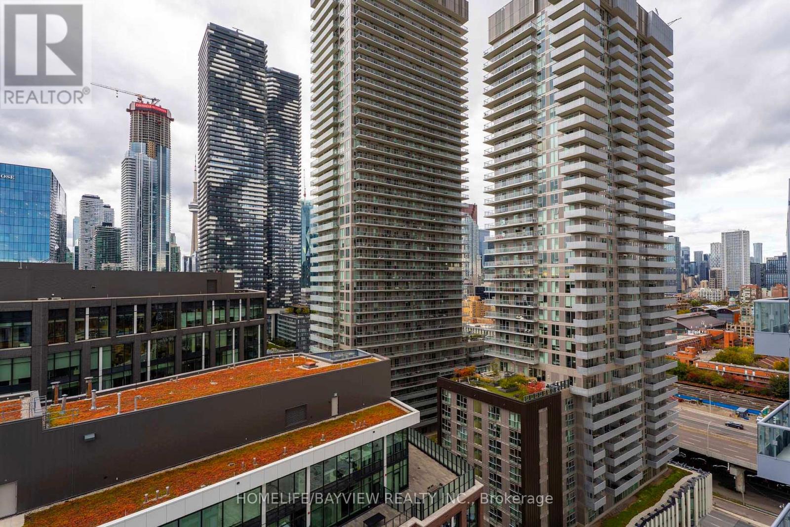 MLS® listing #30315298 for sale located at 2016 - 15 RICHARDSON STREET