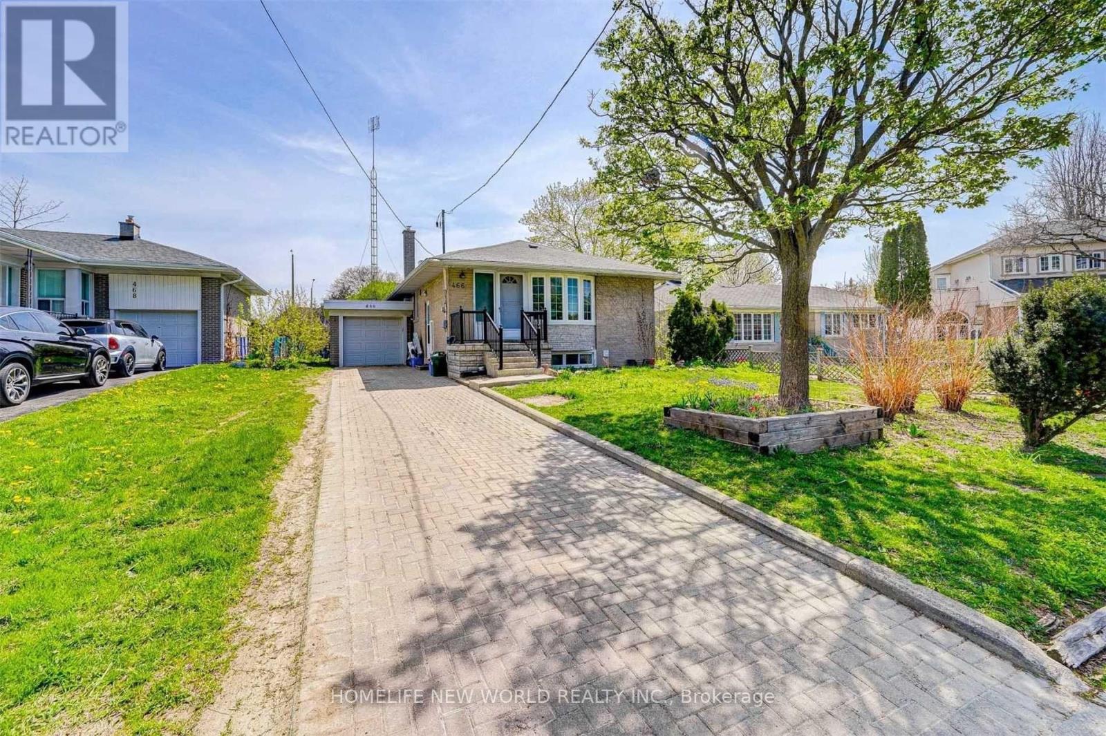 MLS® listing #30315303 for sale located at 466 PALISER CRESCENT S
