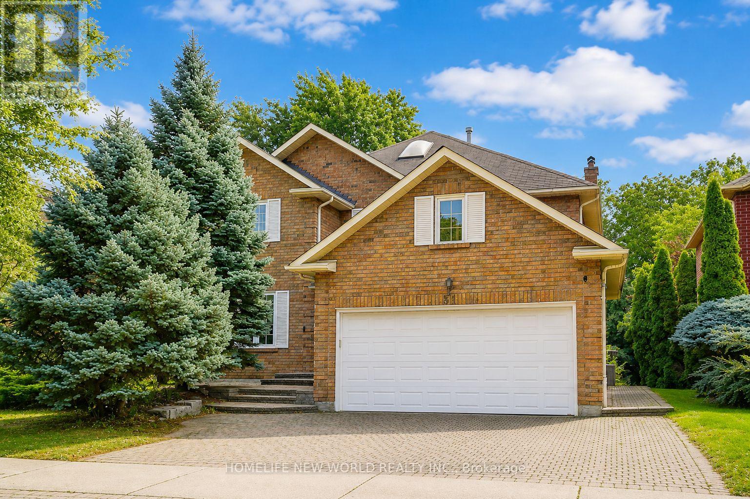 MLS® listing #30315330 for sale located at 51 LEIGHLAND DRIVE