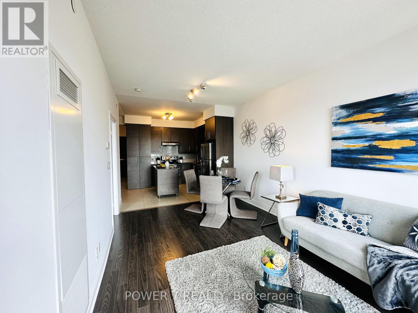 MLS® listing #30315335 for sale located at 801 - 277 SOUTH PARK ROAD