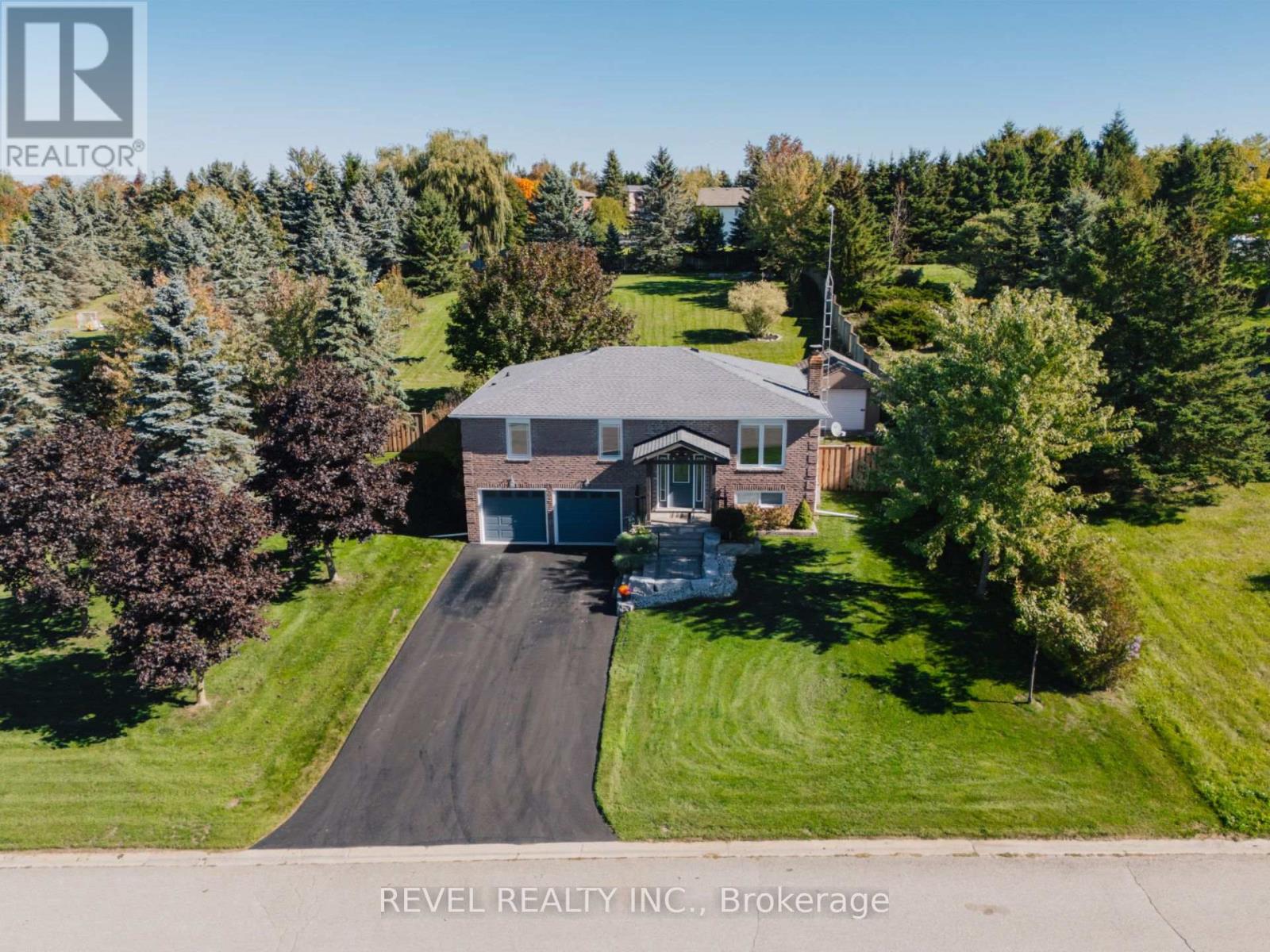 MLS® listing #30315593 for sale located at 29 SAINT JOHN STREET